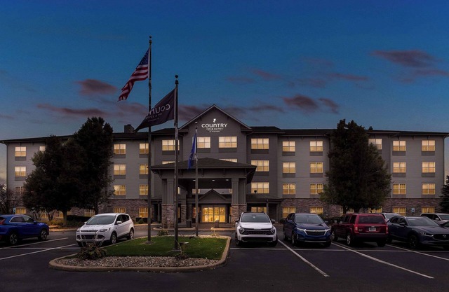 Country Inn & Suites by Radisson, Portage, IN