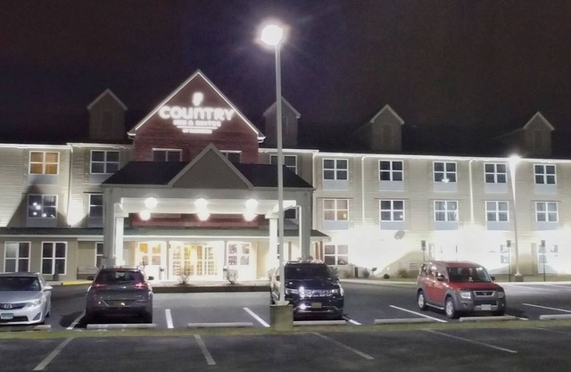 Country Inn & Suites by Radisson, Chambersburg, PA