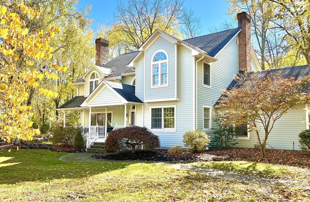 Country Manor at Millers Rock with Pool-1 Hour from NYC