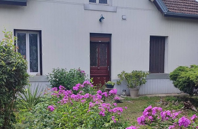 Country studio, pets welcome