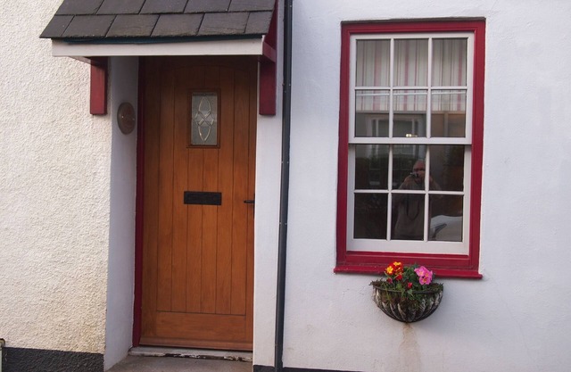 Country Terrace Cottage close to the River Dart and Totnes Town Centre