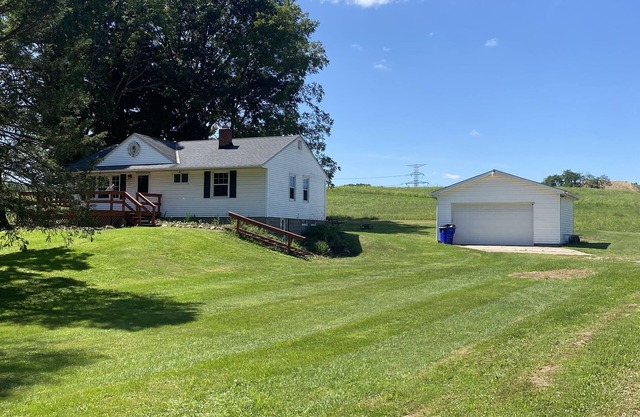Countryside- 3 Bedroom Home