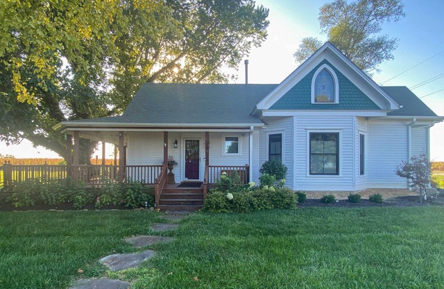 Countryside Cottage w/Large Yard Near Topeka