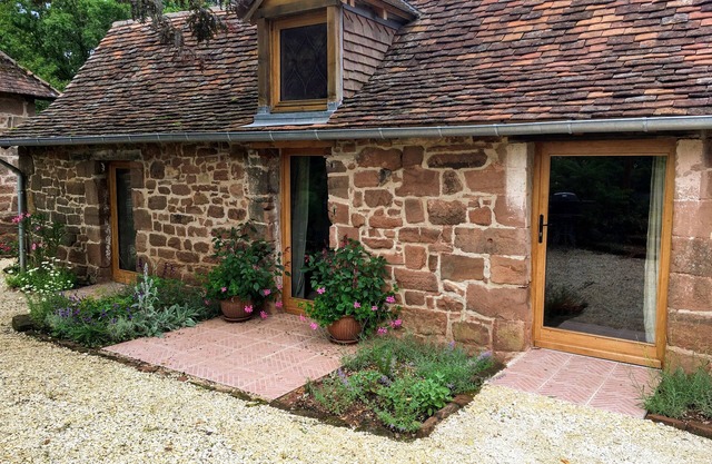 Countryside tiny house near Chateau de Hautefort