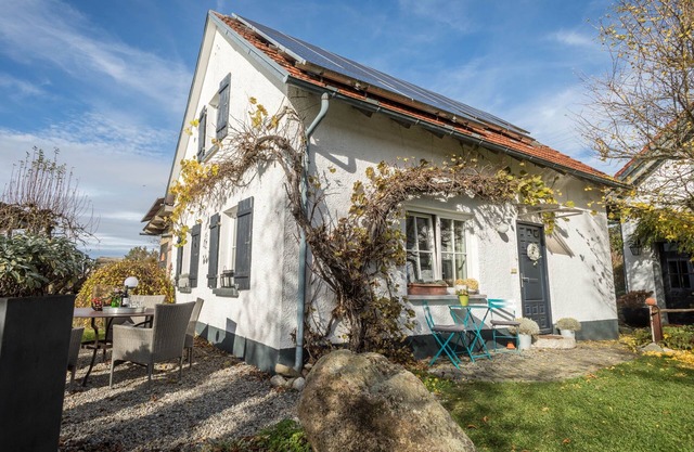 County Home “Landlust-Karsee” in Rural Area with Mountain View & Garden
