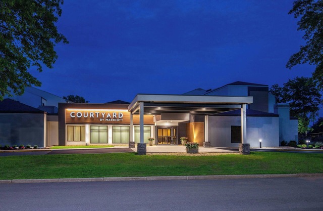 Courtyard by Marriott Boston Andover