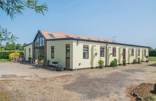 Cowslip Cottage- W43122
