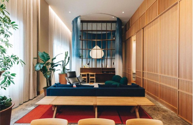 Cozy 1-bedroom hotel with WiFi, AC in welcoming Chuo City