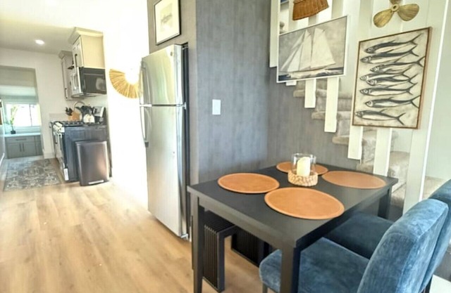 Cozy 1 BR Lakefront Retreat