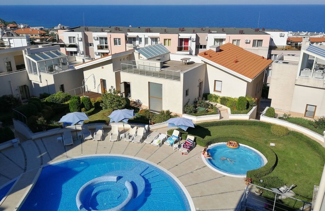 Cozy 2 bedroom 3 floor villa with huge terraces 450 m. from the beach