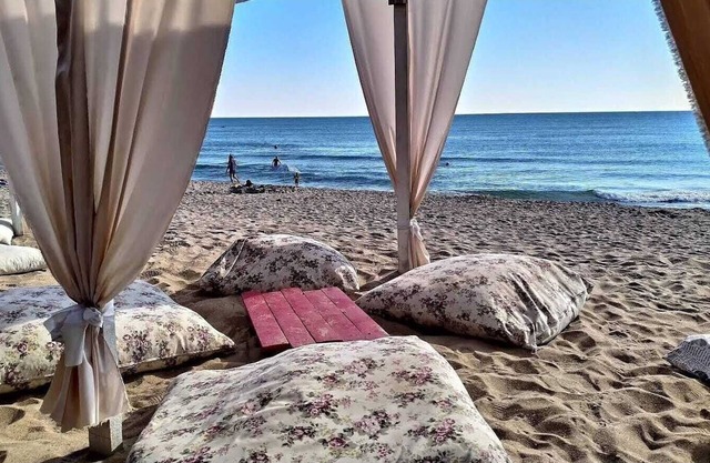 Cozy 2-bedroom apartment in welcoming Nessebur with AC, WiFi