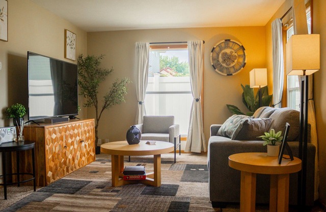 Cozy 2-bedroom house