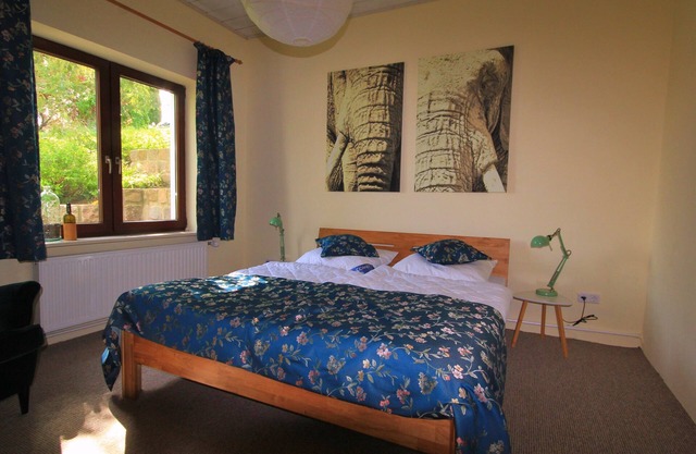 Cozy, 2018 newly furnished apartment in the green east of Hamburg.