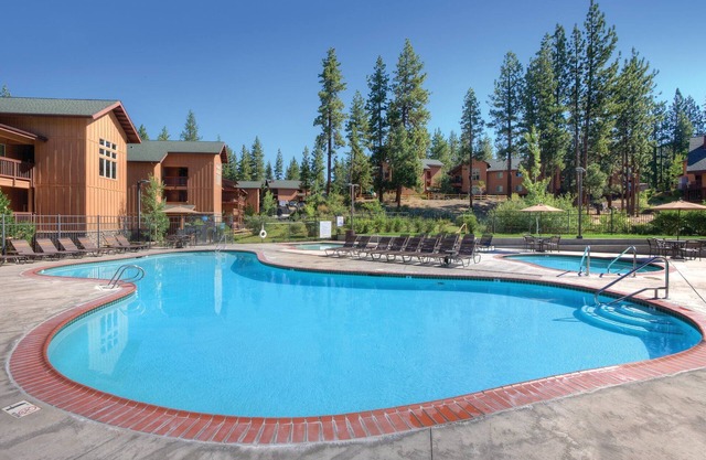Cozy 2BR/2BA near Lake Tahoe