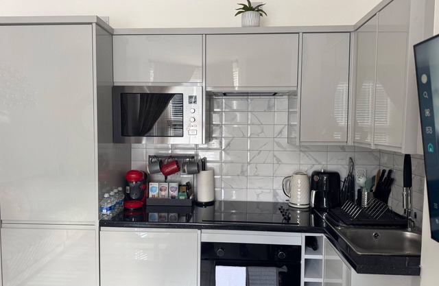 Cozy 2br-5guests-near Attractions-garden