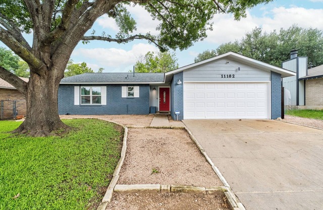 Cozy 3 bd house in Central Austin 5 min Domain, Q2 Stadium, McKalla Light Rail
