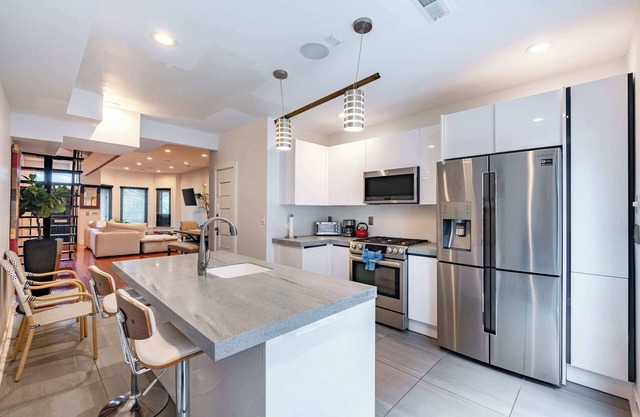 Cozy 3BR Townhouse - Heart of Washington DC