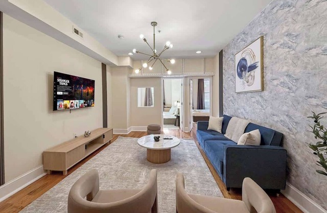 Cozy 4BD | Old City | 7 Beds | Independence Hall