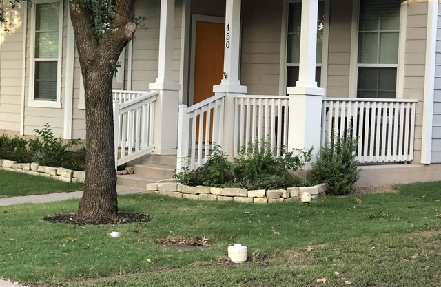 Cozy 5 bedroom for weekend or longer 2 night minimum
