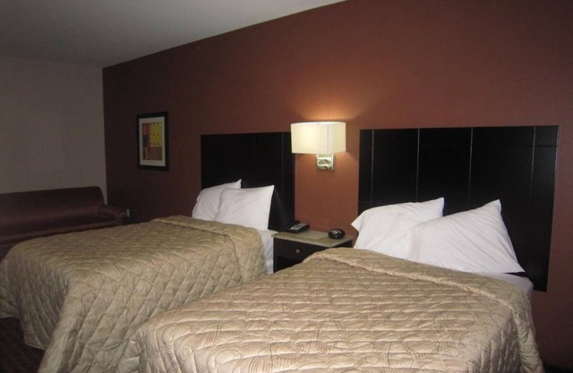 Cozy & Affordable Retreat Near Davidson Mill Pond County Park