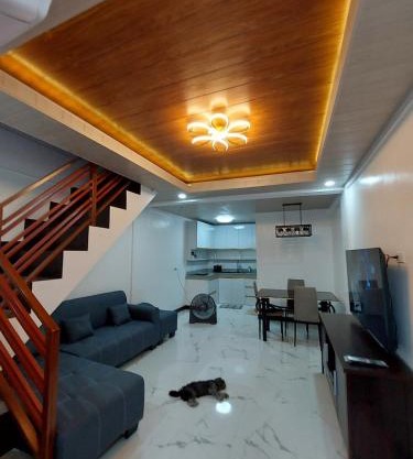 Cozy Aesthetic 2BR 3 storey Home with Rooftop