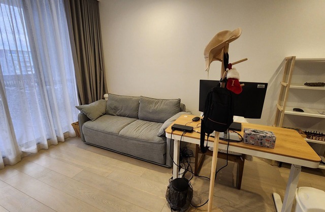 Cozy and Modern 1 Bedroom in Hurstville