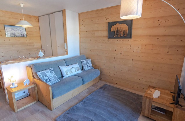 Cozy apartment in Alpe d'Huez - 4 ppl, balcony, pets allowed