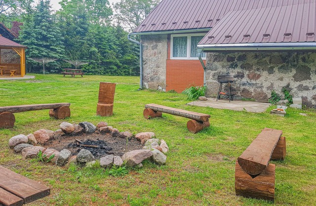 Cozy apartment in Dominikowo with WiFi