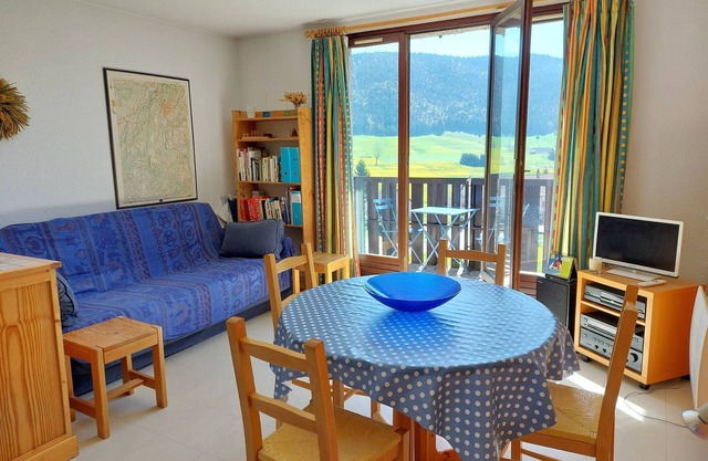 Cozy Apartment in Méaudre - 2 Bedrooms, 5 pers, parking, washing machine