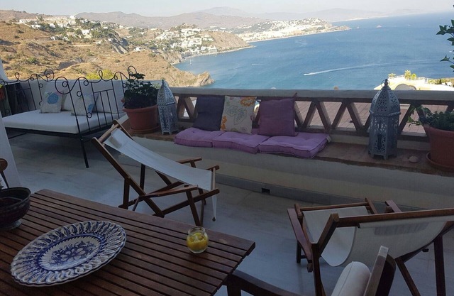Cozy apartment with beautiful views from the magnificent terrace