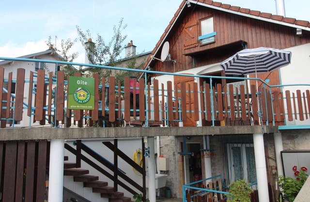 Cozy Apartment with Fireplace & Garden near Shops in Vagney, 15km from Gérardmer