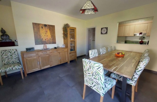 Cozy apartment with terrace for 6 people, 10 minutes walk to the beach