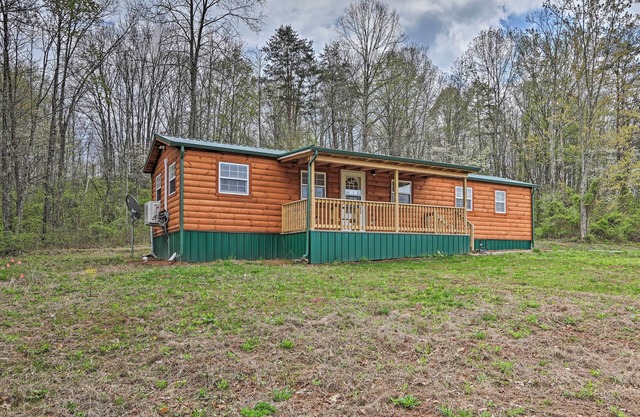 Cozy Bidwell Cabin w/Deck: Trail & Creek Access!