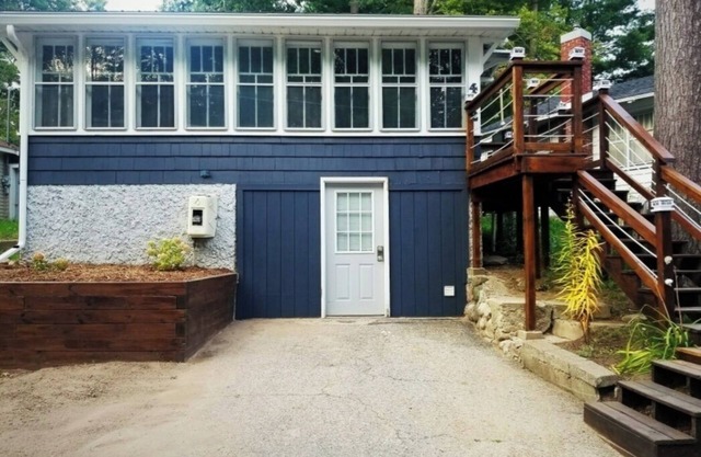 Cozy Blue Cottage With Access To All Sports Lake.