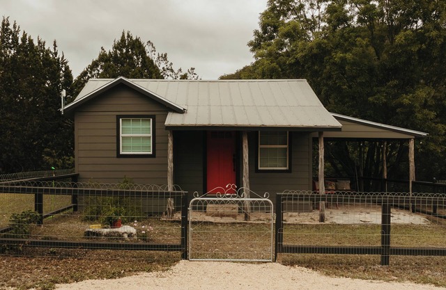 Cozy Cabin & Hiker's Paradise on 6,000 Acre Ranch