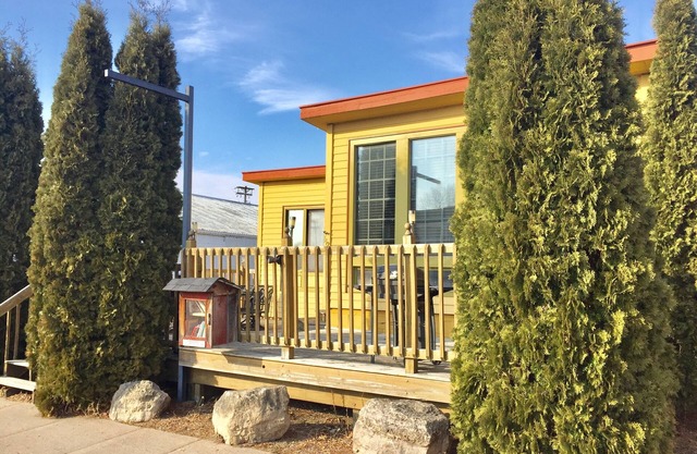 Cozy Cabin in the Heart of Downtown Wabasha