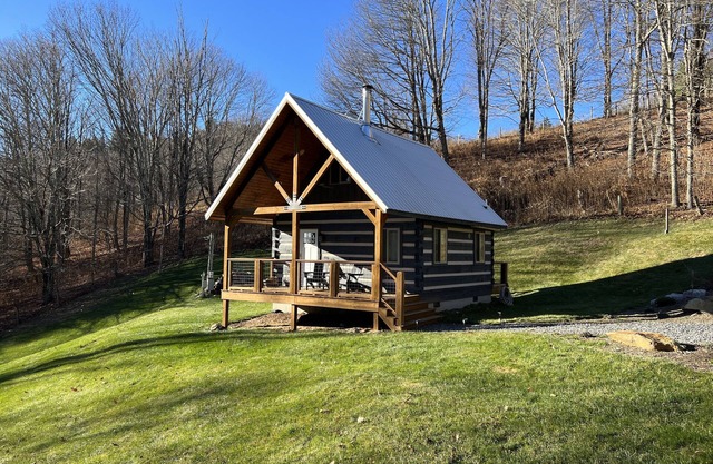 Cozy Cabin Near Grayson Highlands State Park