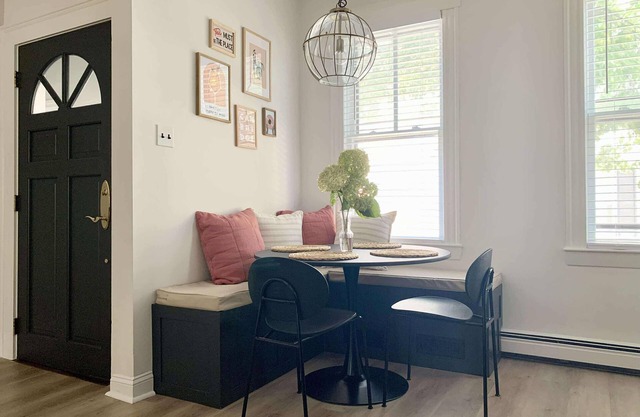 Cozy Cambridge 2bed 2bath w/Patio & Parking Pass
