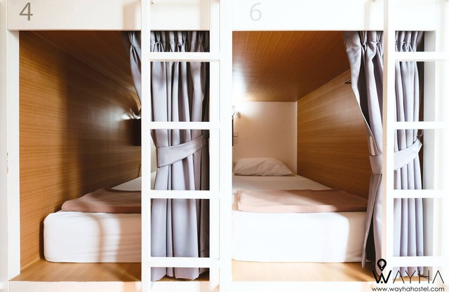 Cozy Capsule Dorms With a Shared Kitchen and a Social Area
