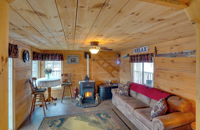 Cozy Catskills Home w/Pond on 2 Acres!