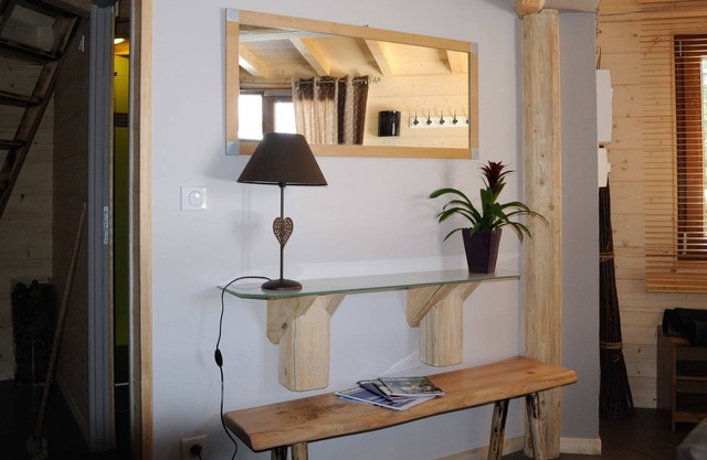 Cozy chalet, 2 bedrooms, 1 bathroom, 1 separate WC, 5 people