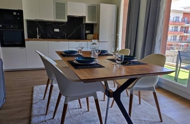 Cozy, comfortable & practical 2BR in Évry, just 35 min from Paris