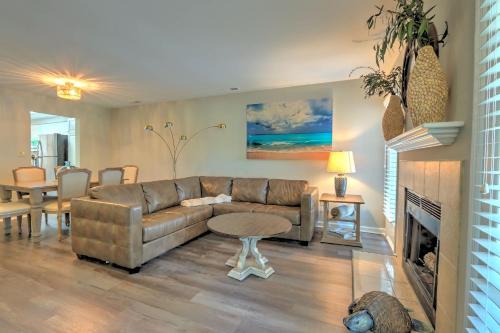 Cozy Condo for 6 with Pool Tennis & Beach Access