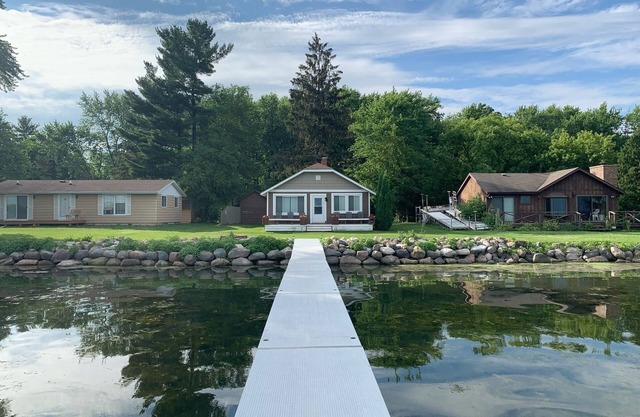 Cozy Cottage on Lake Kegonsa