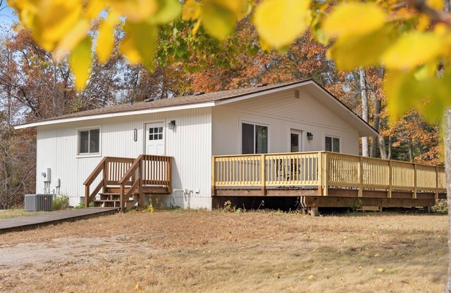 Cozy Cottage w/firepit, grill, & games. Close to Crosslake/Nisswa/Crosby/Brd