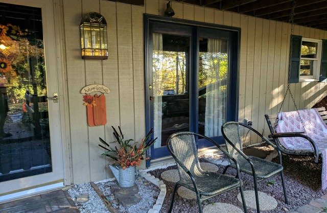 Cozy Country Private Apartment