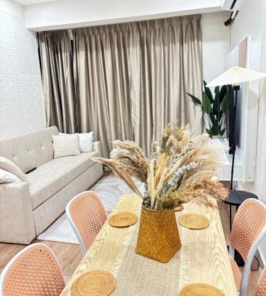 Cozy Dahlia Homestay Menara U2 AEON Shah Alam