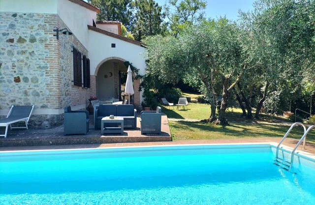 Cozy detached villa with private, scenic pool and garden