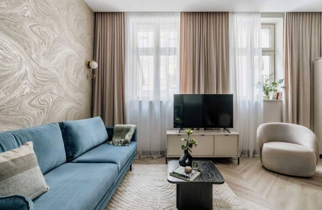 Cozy Escape by the Old Town