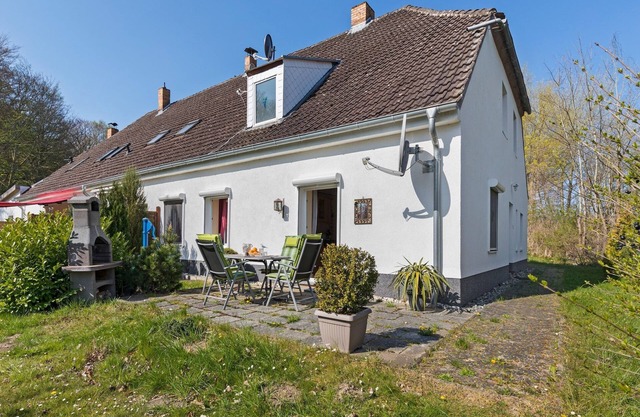 Cozy Escape Near the Baltic